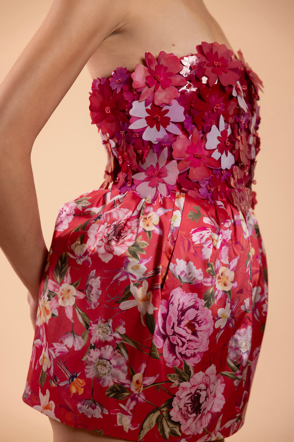VESTIDO CURTO PEONY DOTS VERMELHO