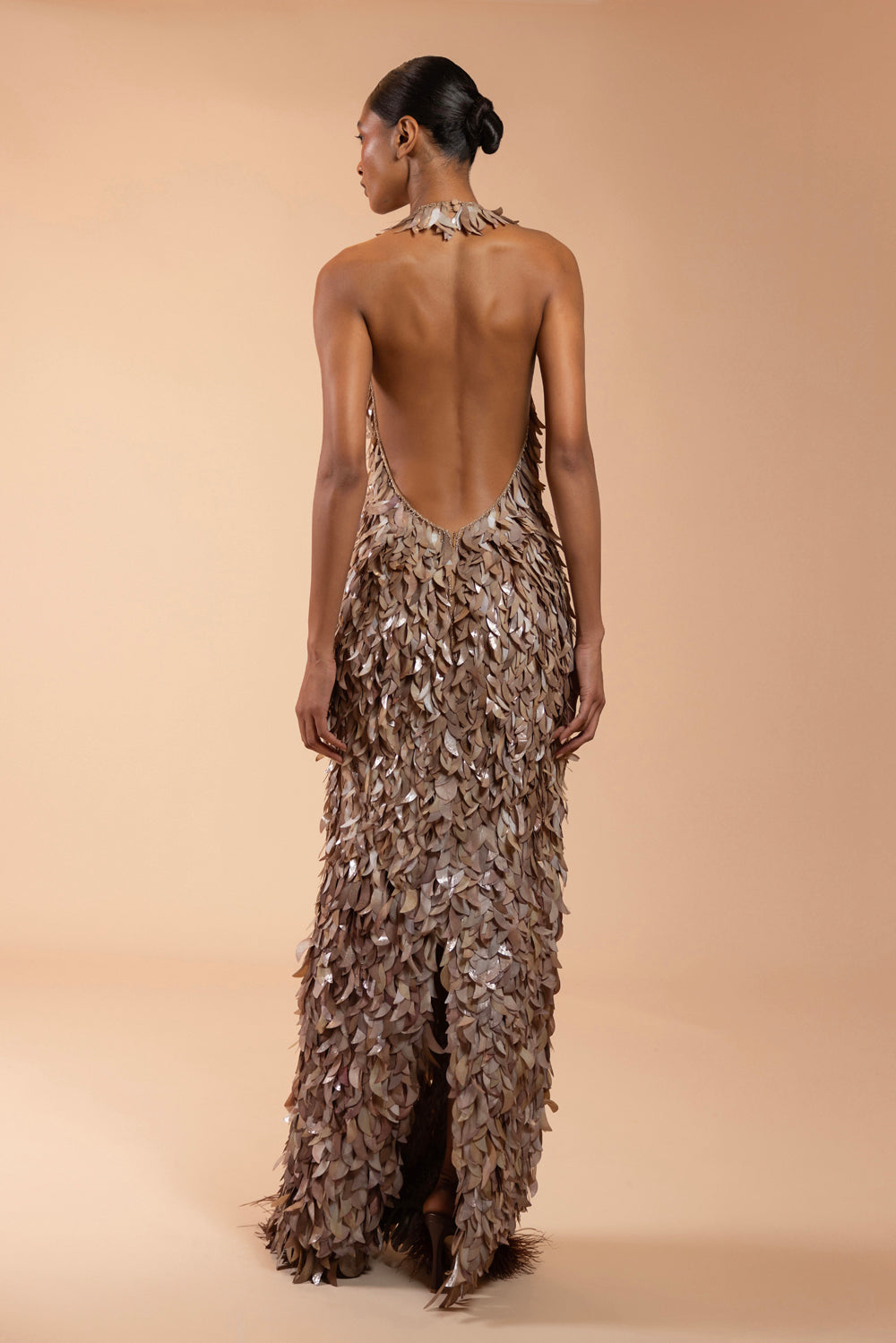 VESTIDO LONGO TULE BRONZE MARROM