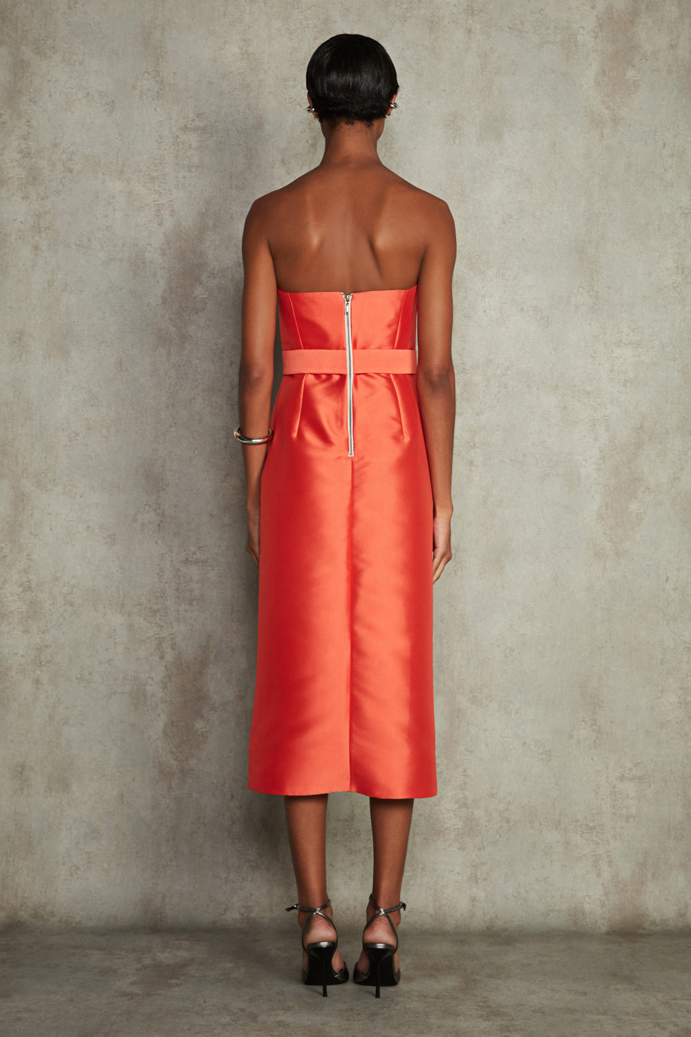 VESTIDO MIDI MIKADO LILIAN LARANJA