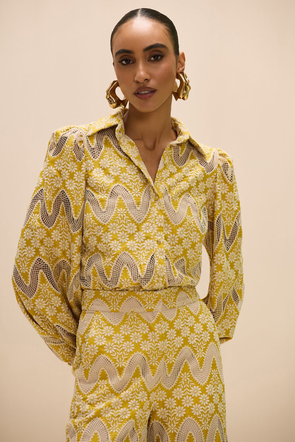 CAMISA LAISE FLORA AMARELO