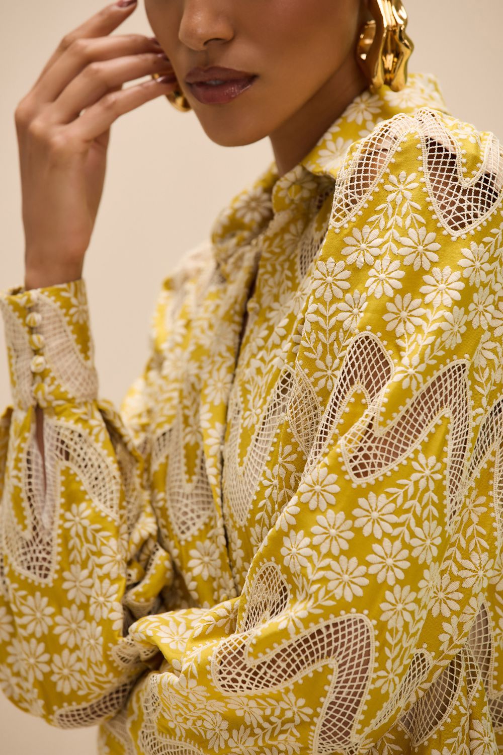 CAMISA LAISE FLORA AMARELO