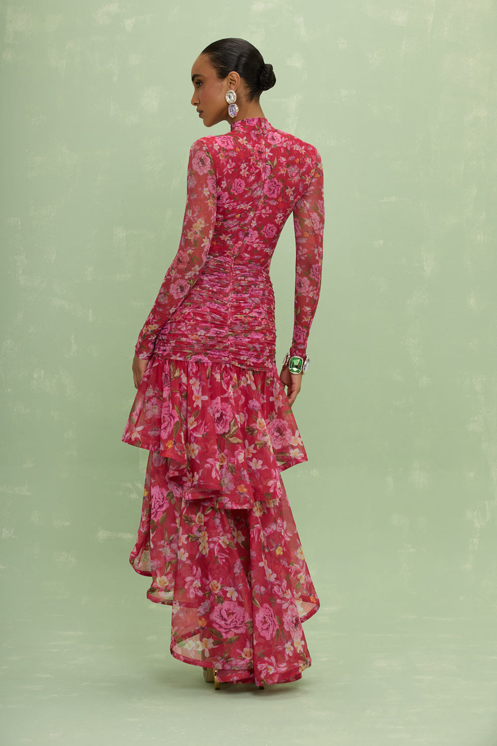 LOOK BODY + SAIA PEONY