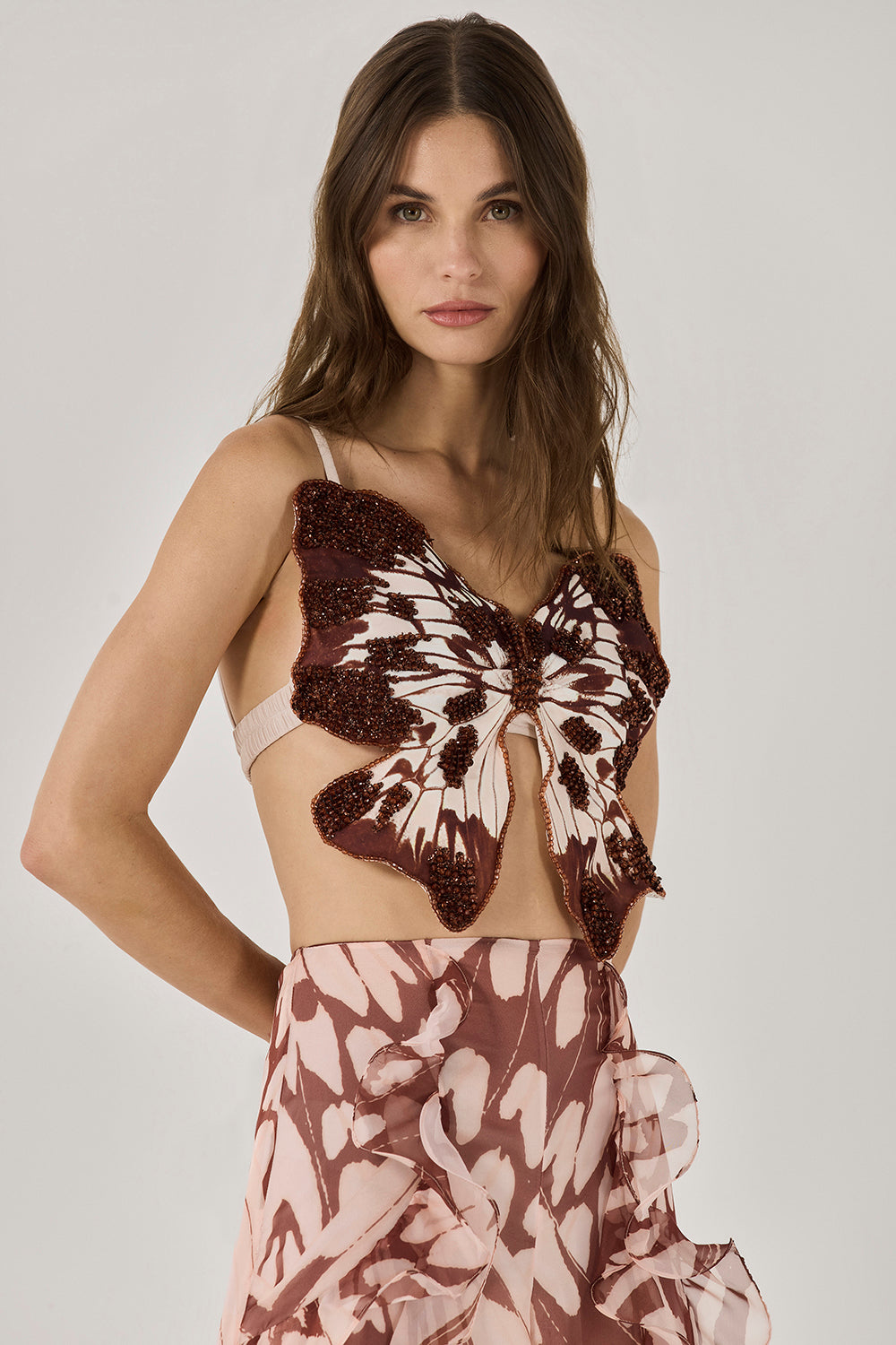 TOP CROPPED MARBLED CREPE BEGE