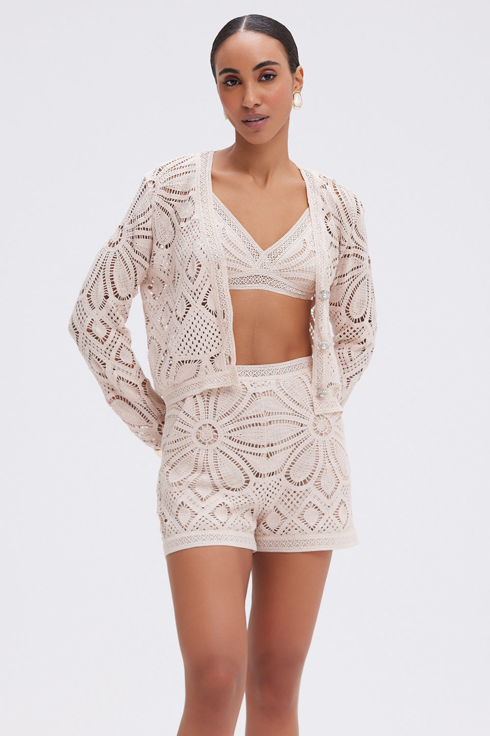 CASACO CROCHET FLOWER  BEGE