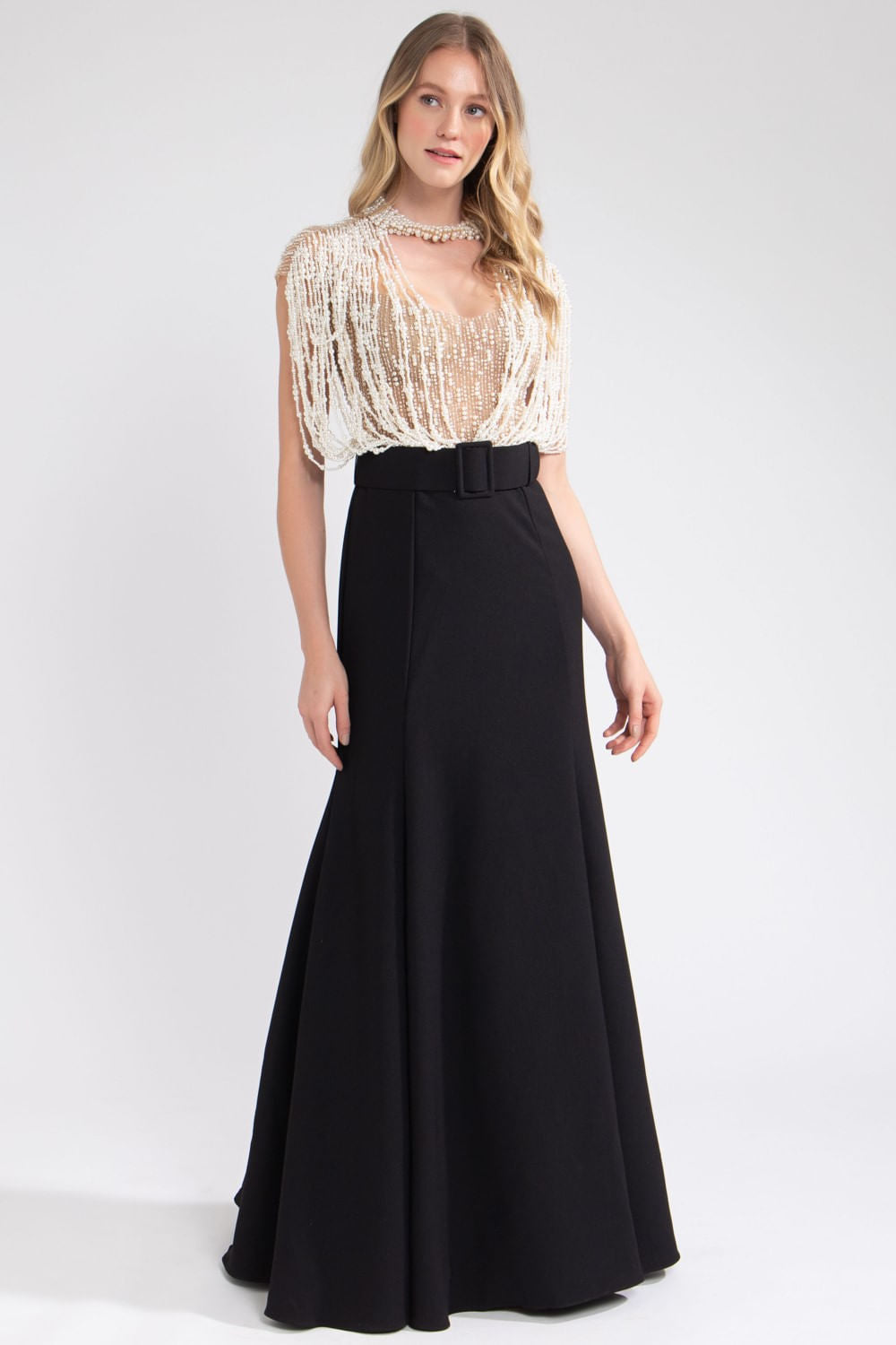 VESTIDO LONGO VELUDO BUSTO TULE PEROLÁS PRETO