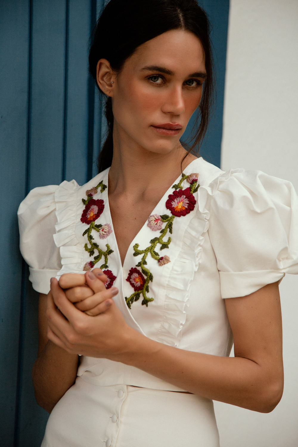 Blusa transpassada tricoline span off white
