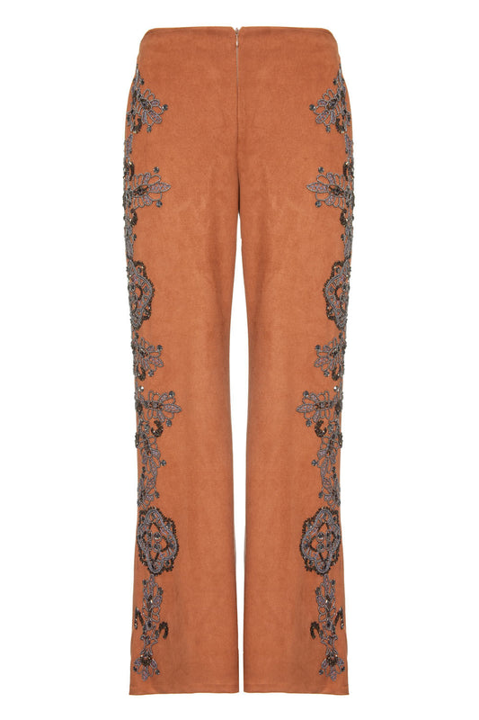 Calça bordada nobu
 marrom