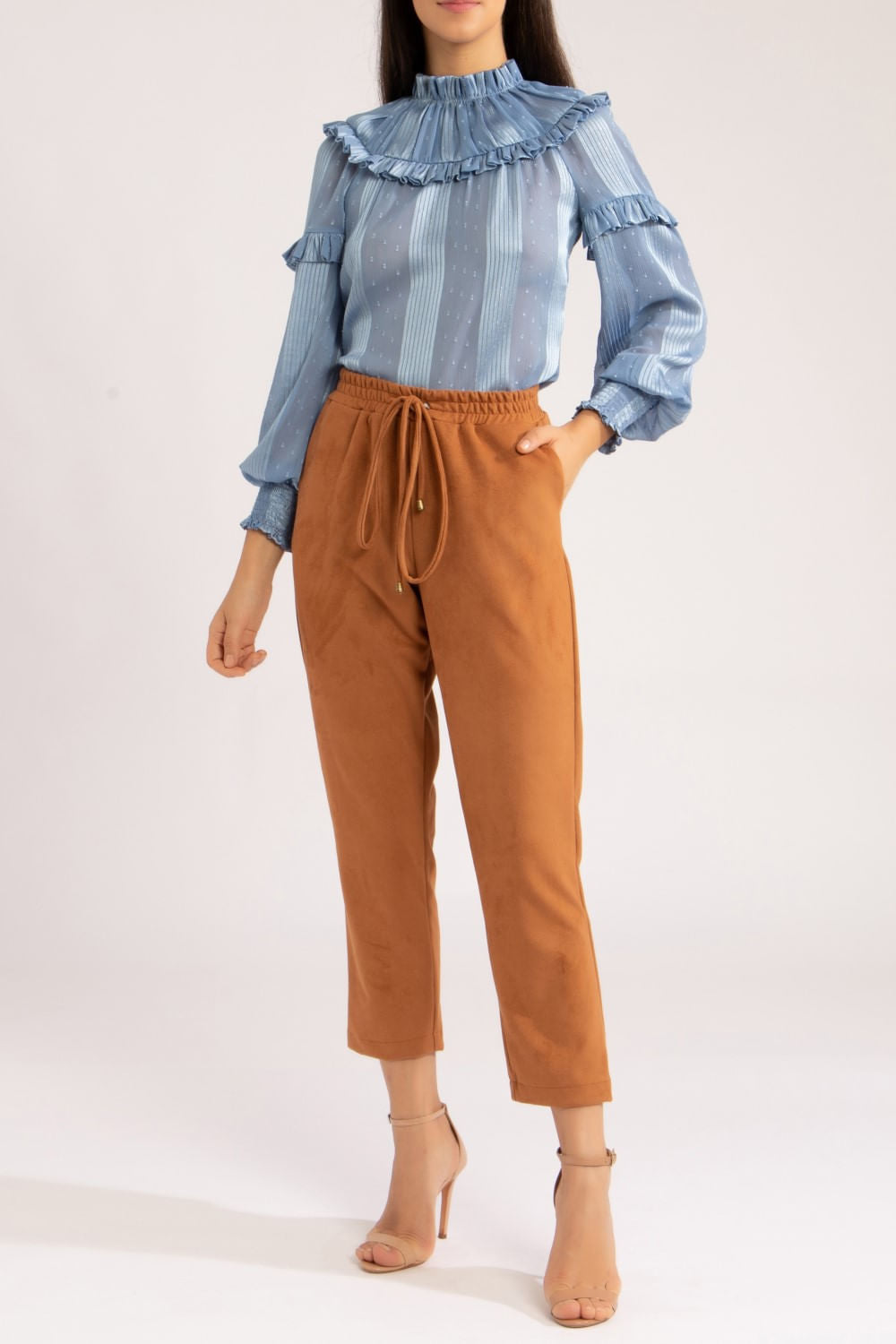 CAMISA GOLA BABADO SILK DOTS
 AZUL CLARO