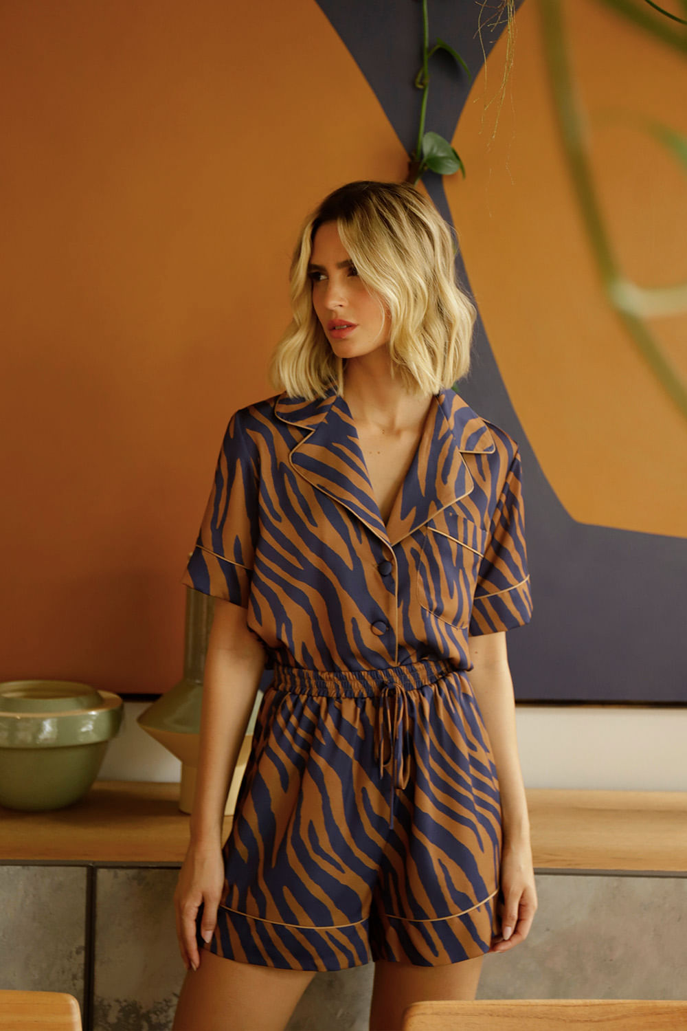 PIJAMA ZEBRA SKIN CURTO AZUL MARINHO
