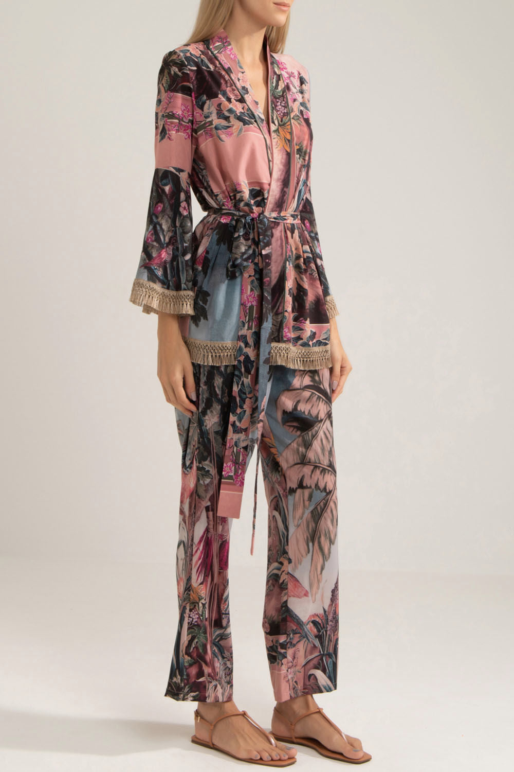 PIJAMA LONGO MANGA LONGA COM FRANJAS INVERNO 2021 ROSE