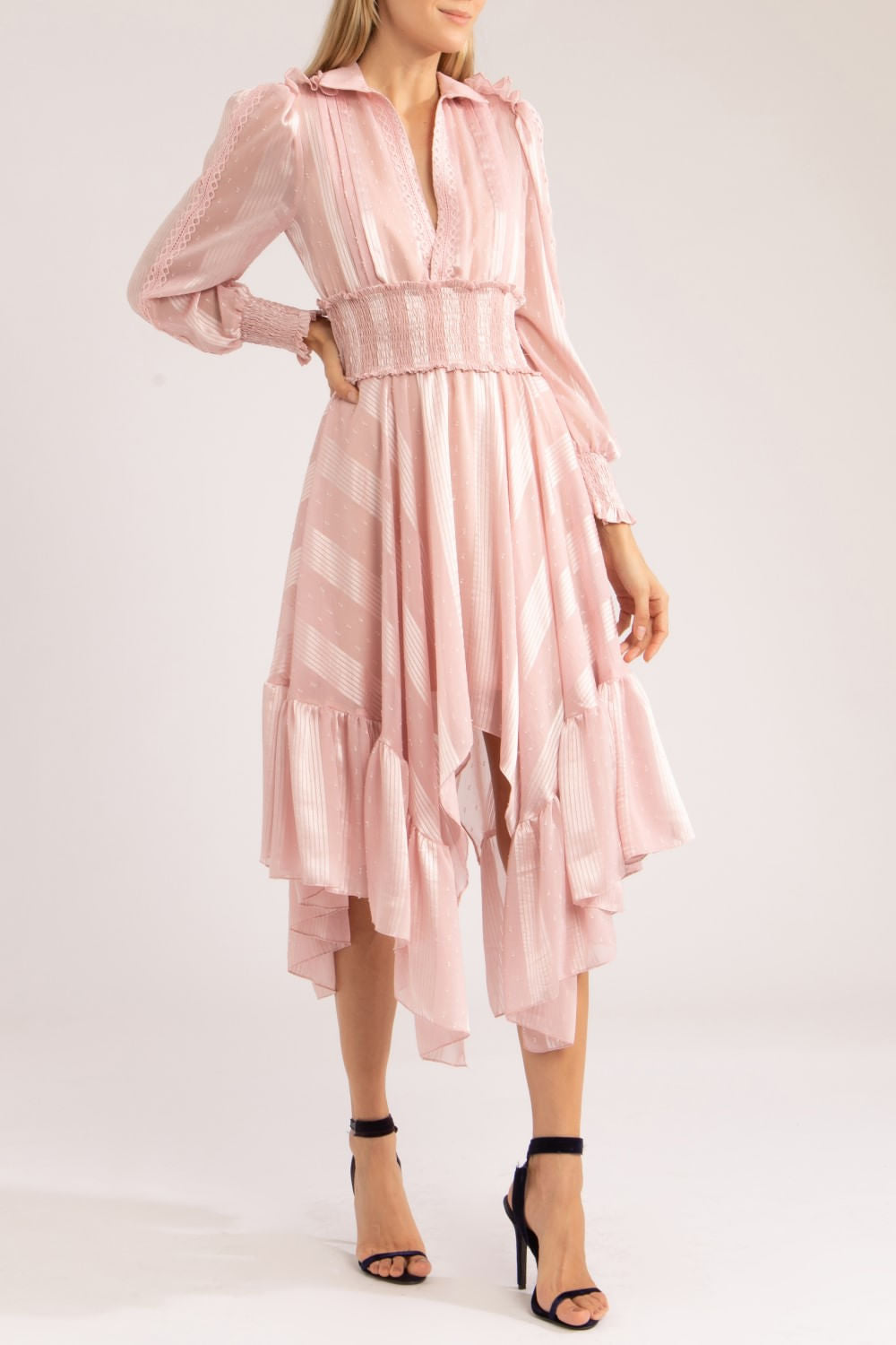 VESTIDO ASSIMÉTRICO SILKY DOTS
 ROSA