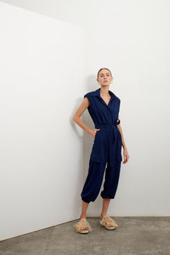 MACACÃO MÍDI BOLSOS - AP03 AZUL