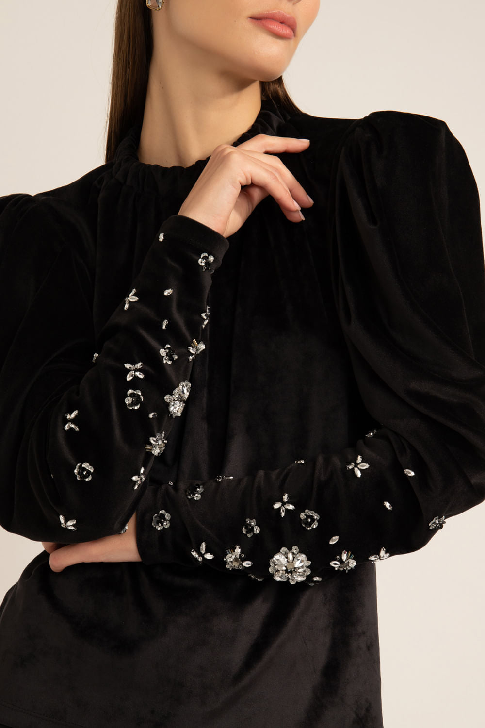 Blusa manga bufante beauty sober preto