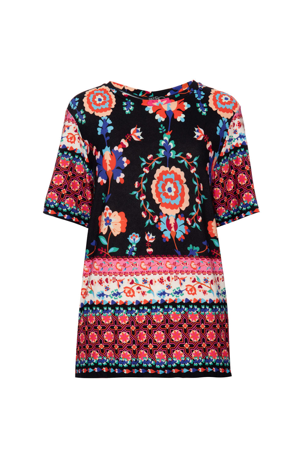 T-SHIRT DAMASCENA PRETO