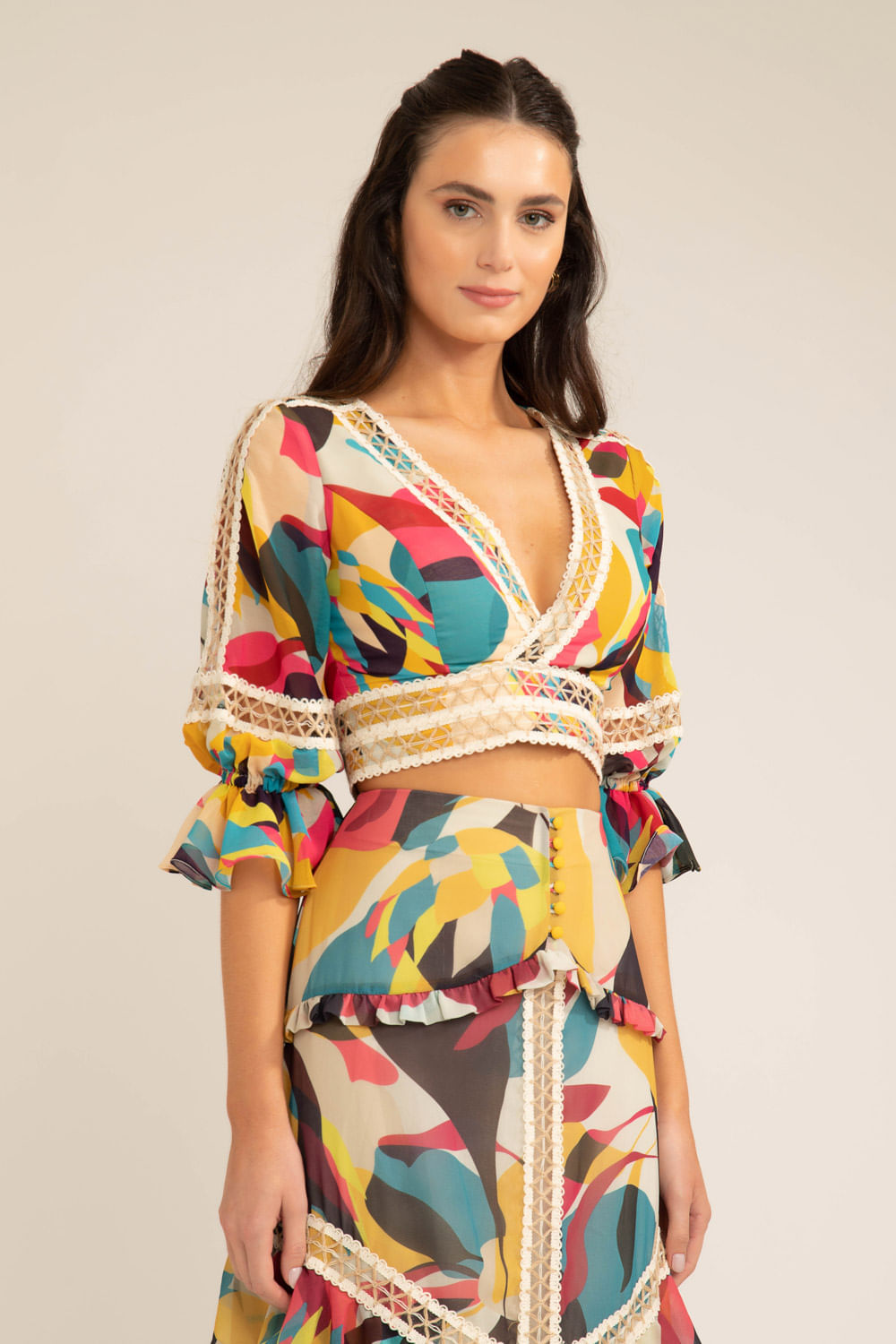 TOP CROPPED ENTREMEIO PROTEA AMARELO