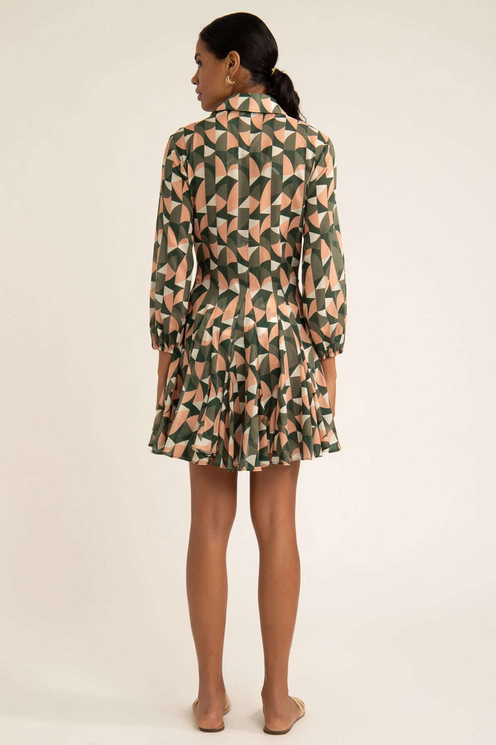 VESTIDO CURTO BOTÕES GEOMÉTRICO ZELLIJ VERDE