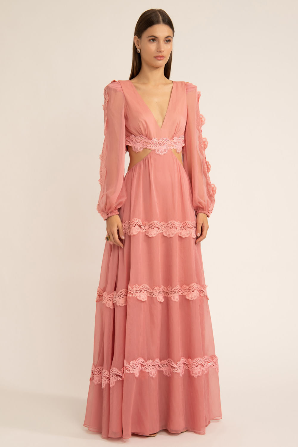 Vestido longo recortes silky plissê rosa