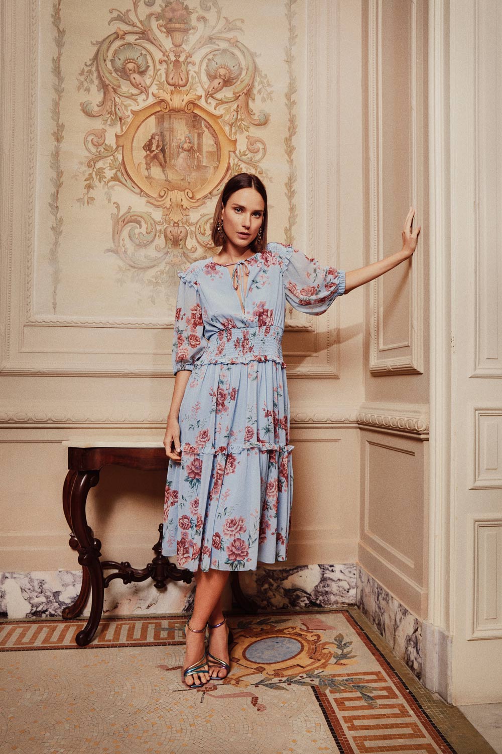 VESTIDO MÍDI FLORAL OLGA AZUL