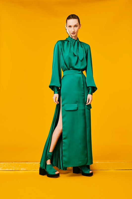 Blusa gola laÃ§o cetim verde