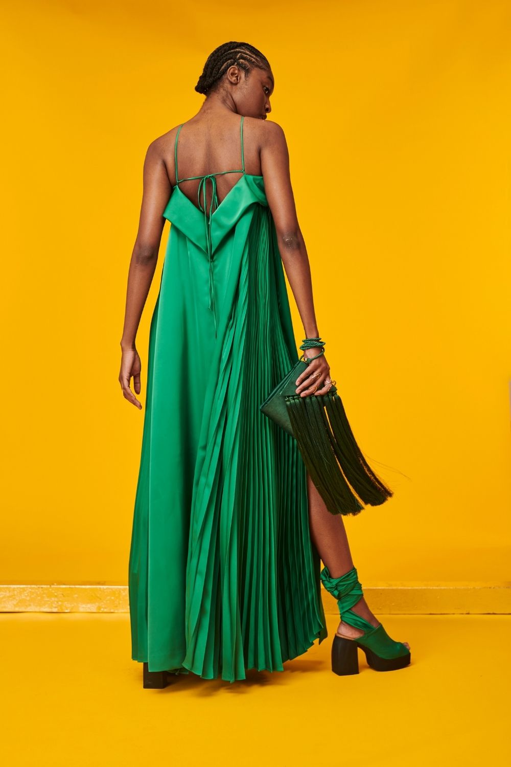 VESTIDO LONGO FRENTE ÚNICA CETIM VERDE