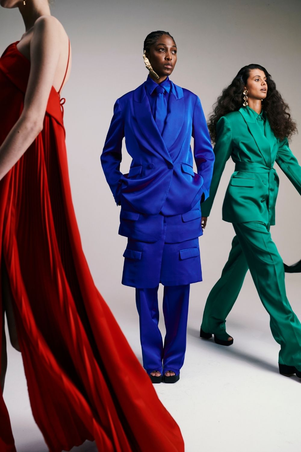 VESTIDO LONGO FRENTE ÚNICA CETIM AZUL