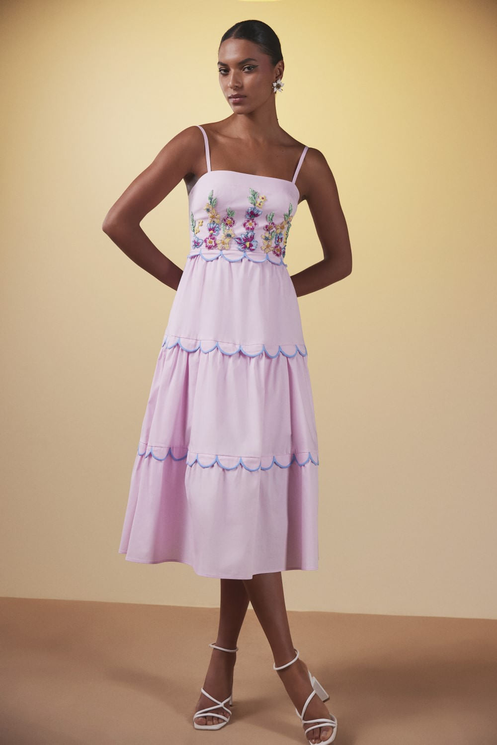 Vestido mídi laço bordado tricoline spencer off white