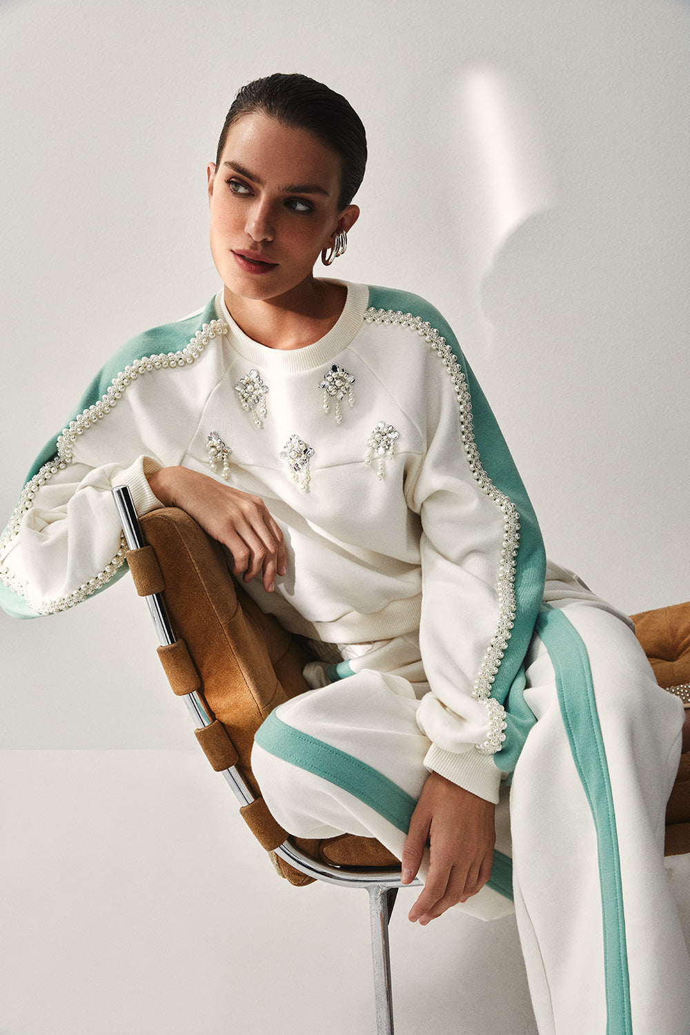 I24BOMOL28870BR_00027