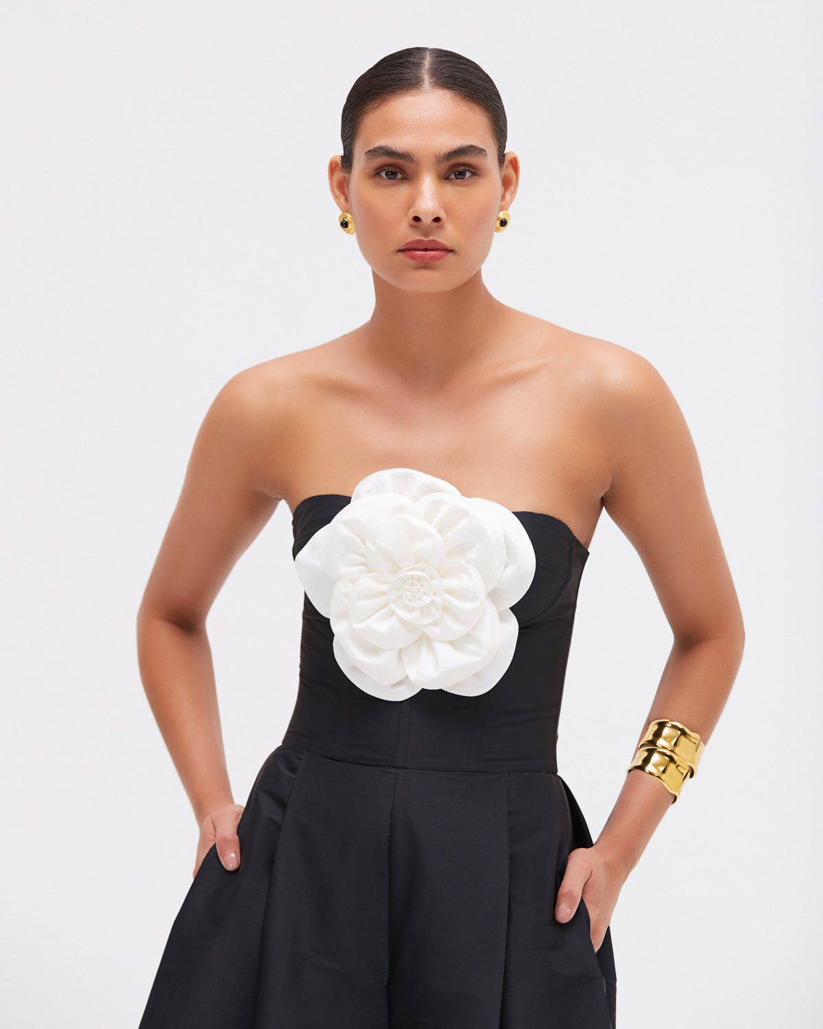 MACACÃO TAFETÁ BLOOM PRETO