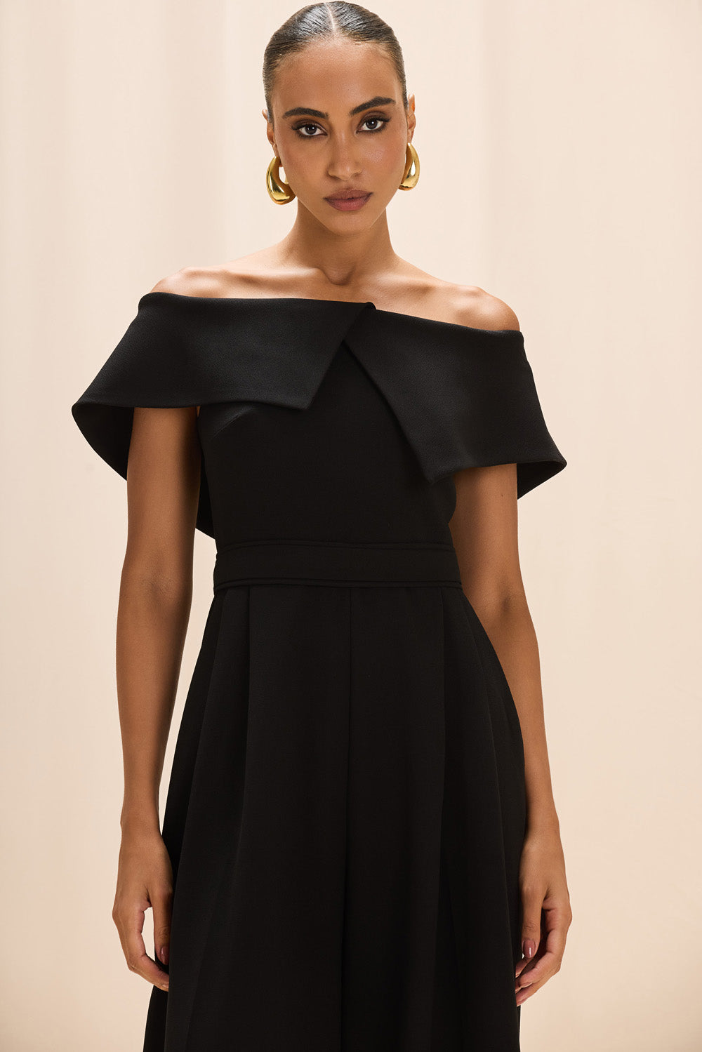 MACACÃO DUAL CREPE PRETO