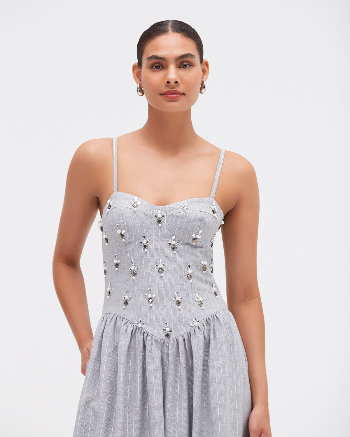 VESTIDO MIDI METALLIC PINSTRIPE CINZA