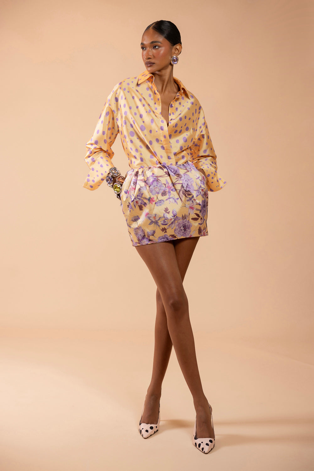 SAIA CURTA PEONY DOTS AMARELO