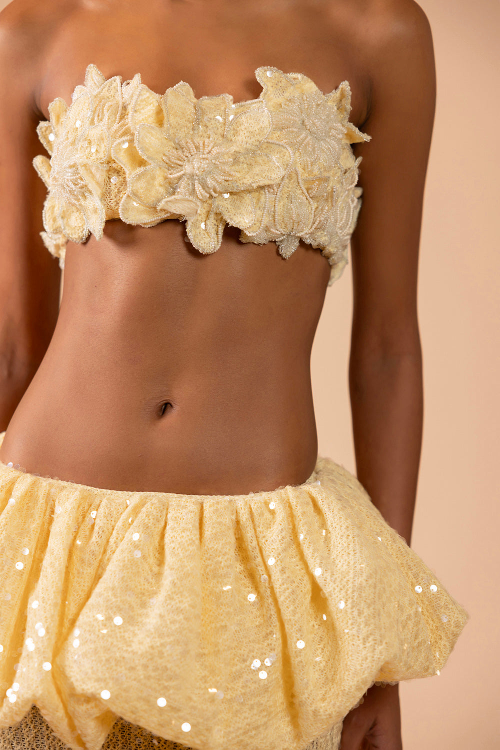 TOP IARA CROCHET AMARELO