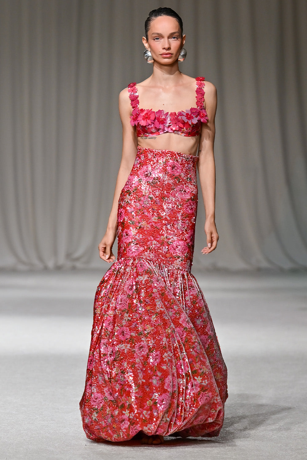 SAIA LONGA PAETÊ PEONY VERMELHO