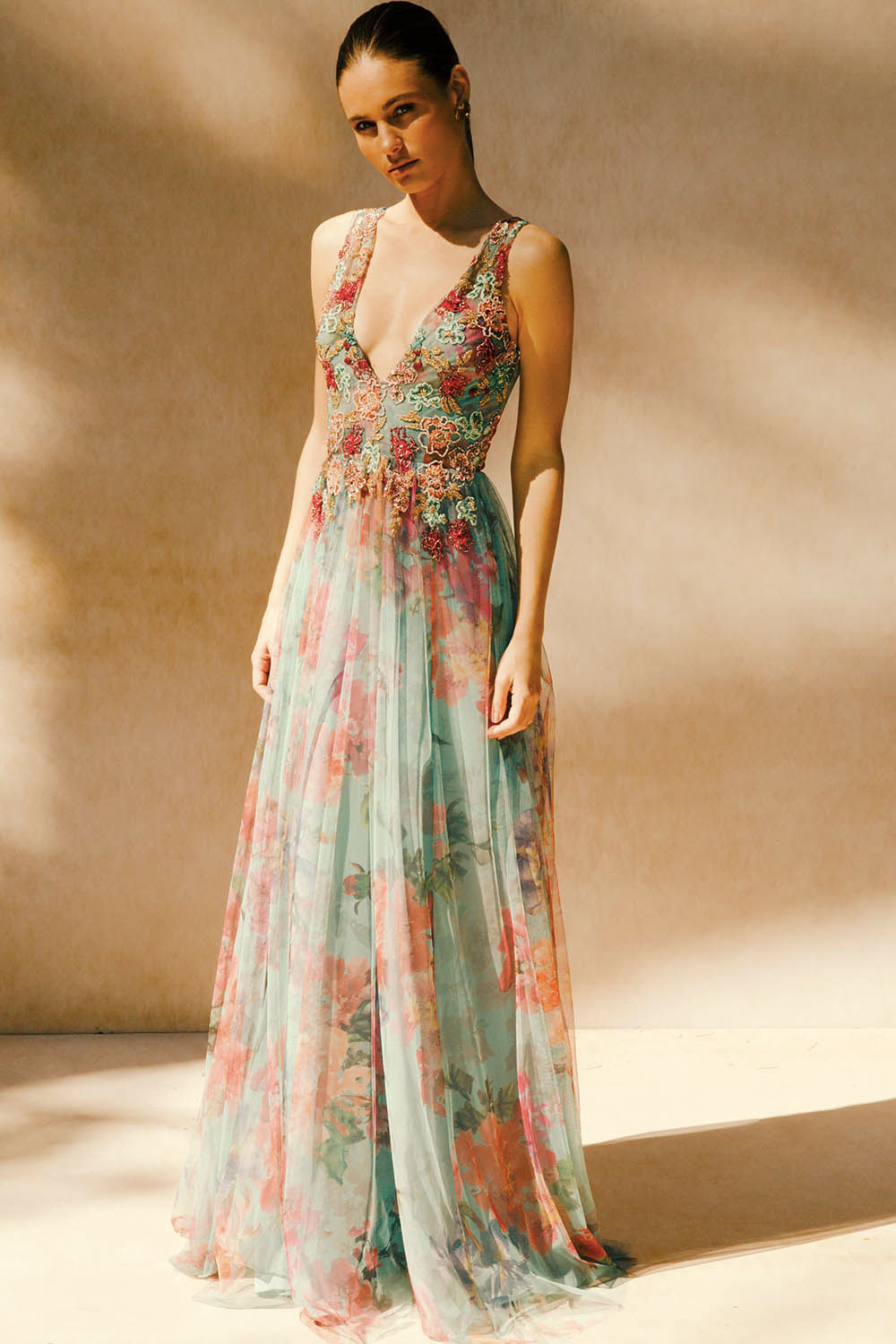 VESTIDO LONGO BORDADO ESTAMPADO ORQUÍDEA AQUARELADA AZUL