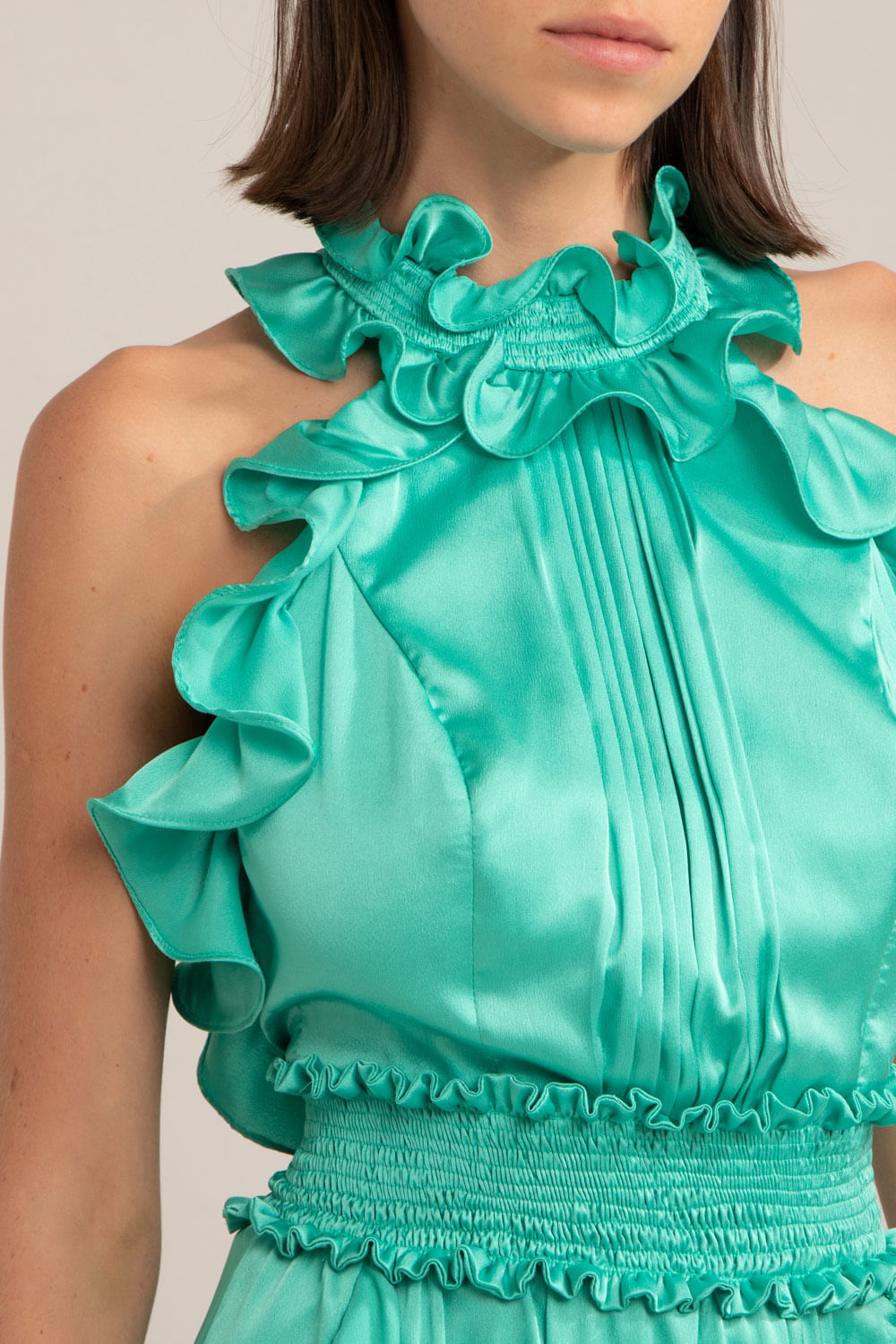 VESTIDO CURTO BABADO FRENTE ÚNICA CETIM SLIP AZUL