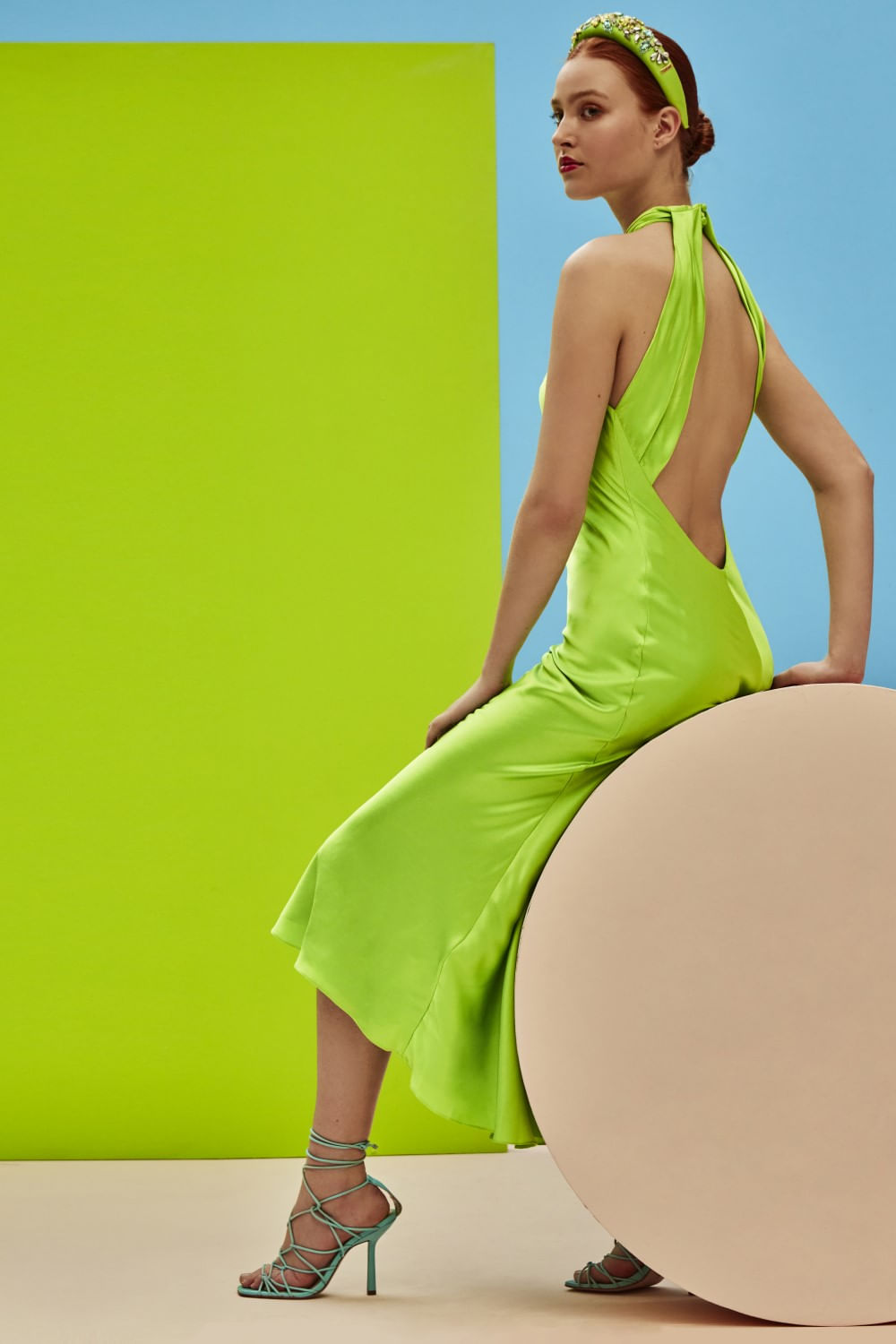 VESTIDO MÍDI DECOTE CRUZADO CETIM SLIP VERDE
