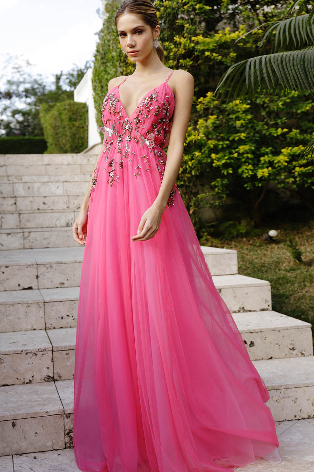 VESTIDO LONGO BORDADO FLORAL BORBOLETAS ROSA