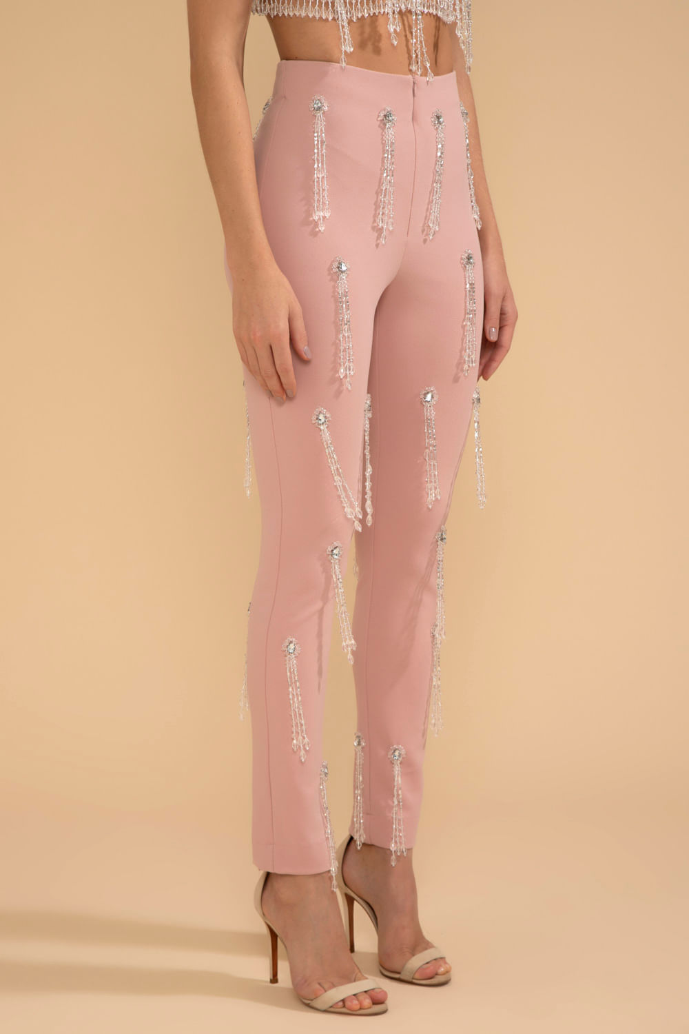 CALÇA SLIM BORDADA CREPE CRYSTAL NUDE