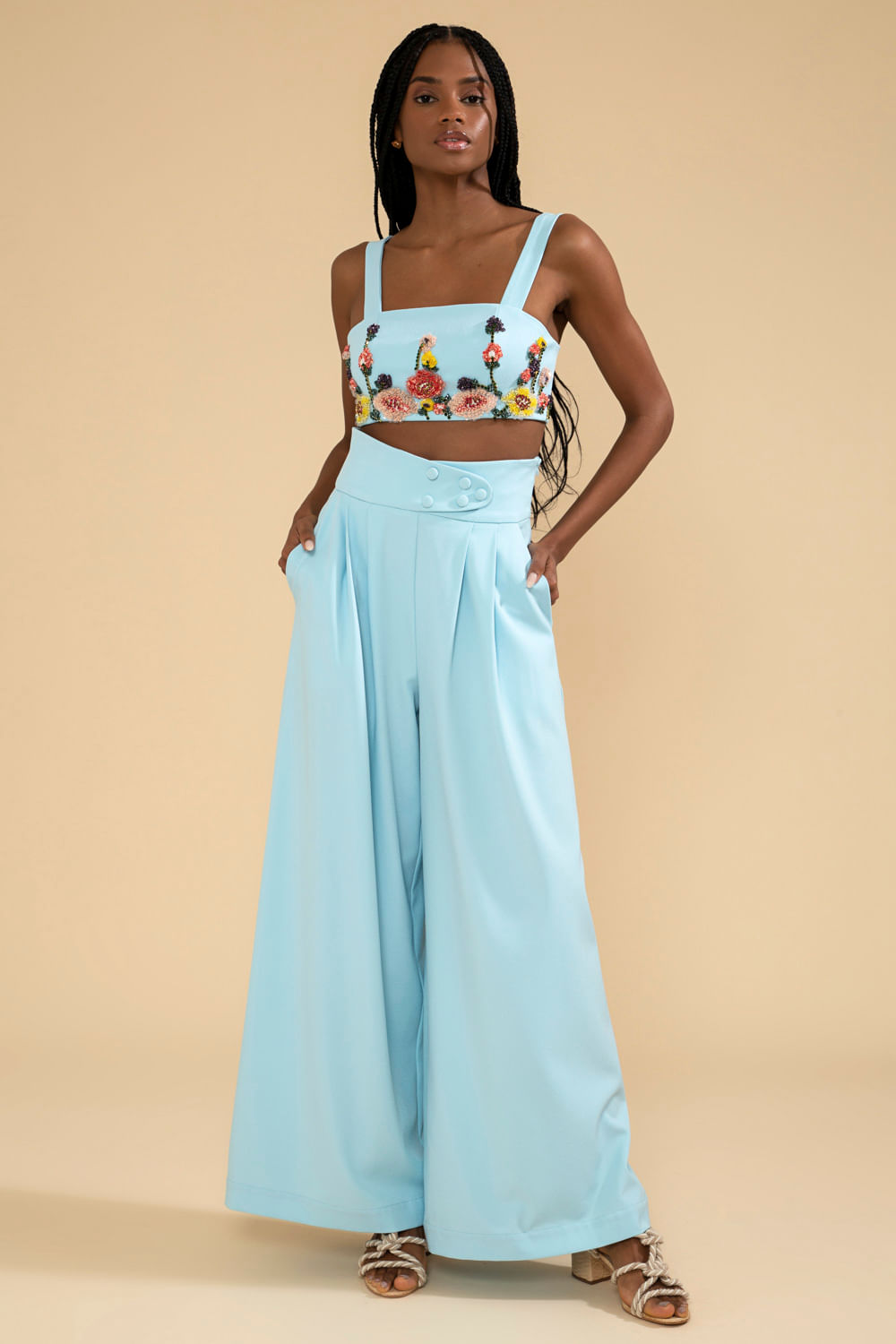 TOP CROPPED BORDADO CREPE DAISY AZUL