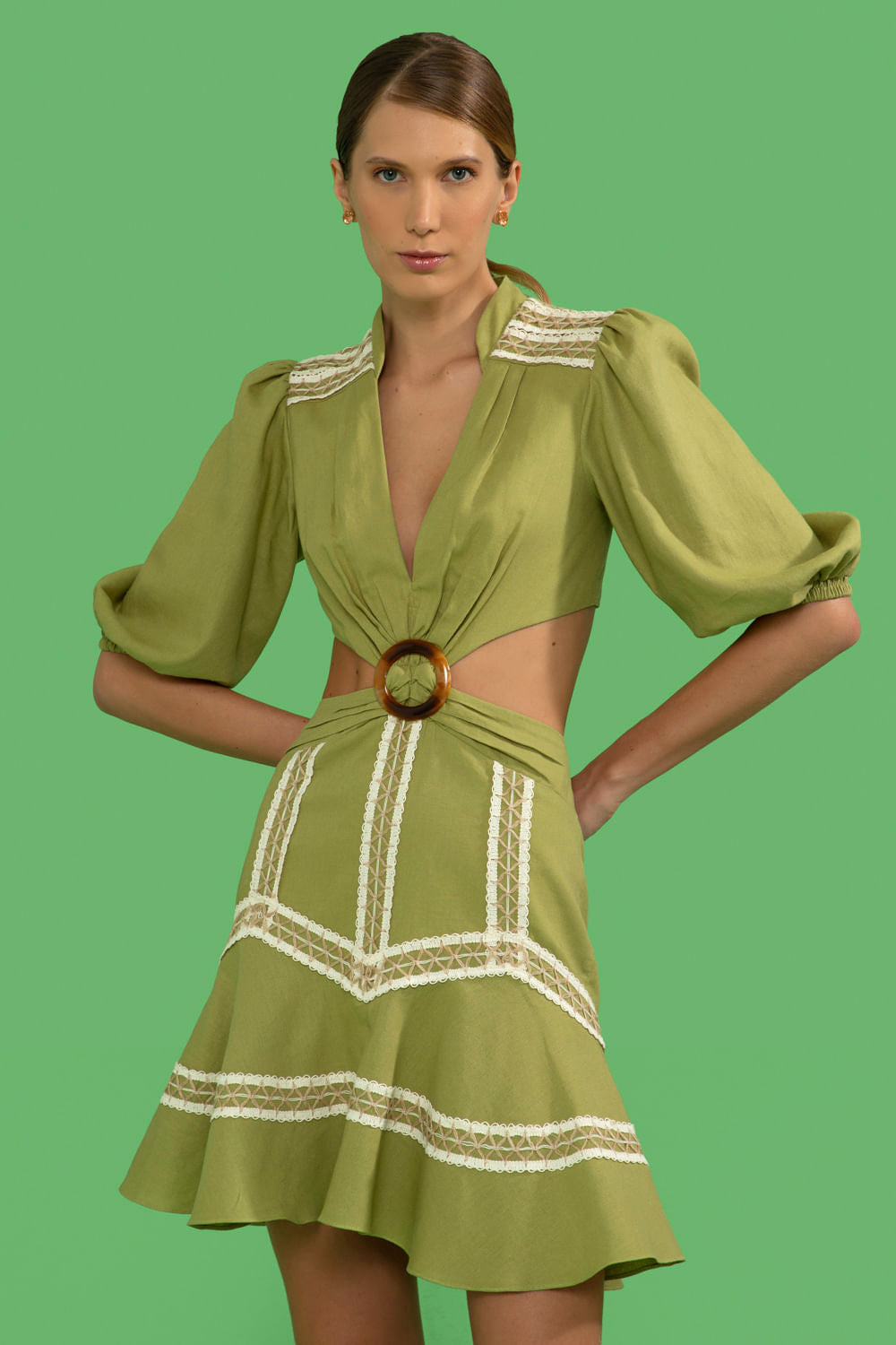 VESTIDO CURTO RECORTES LINHO FRENCH VERDE