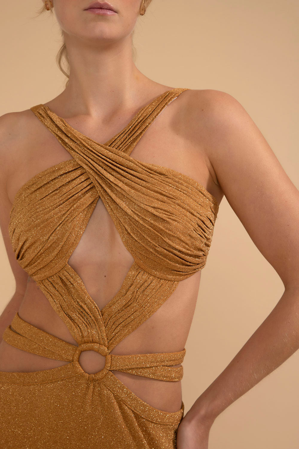 VESTIDO LONGO DECOTE CRUZADO LUREX CAMDEN DOURADO