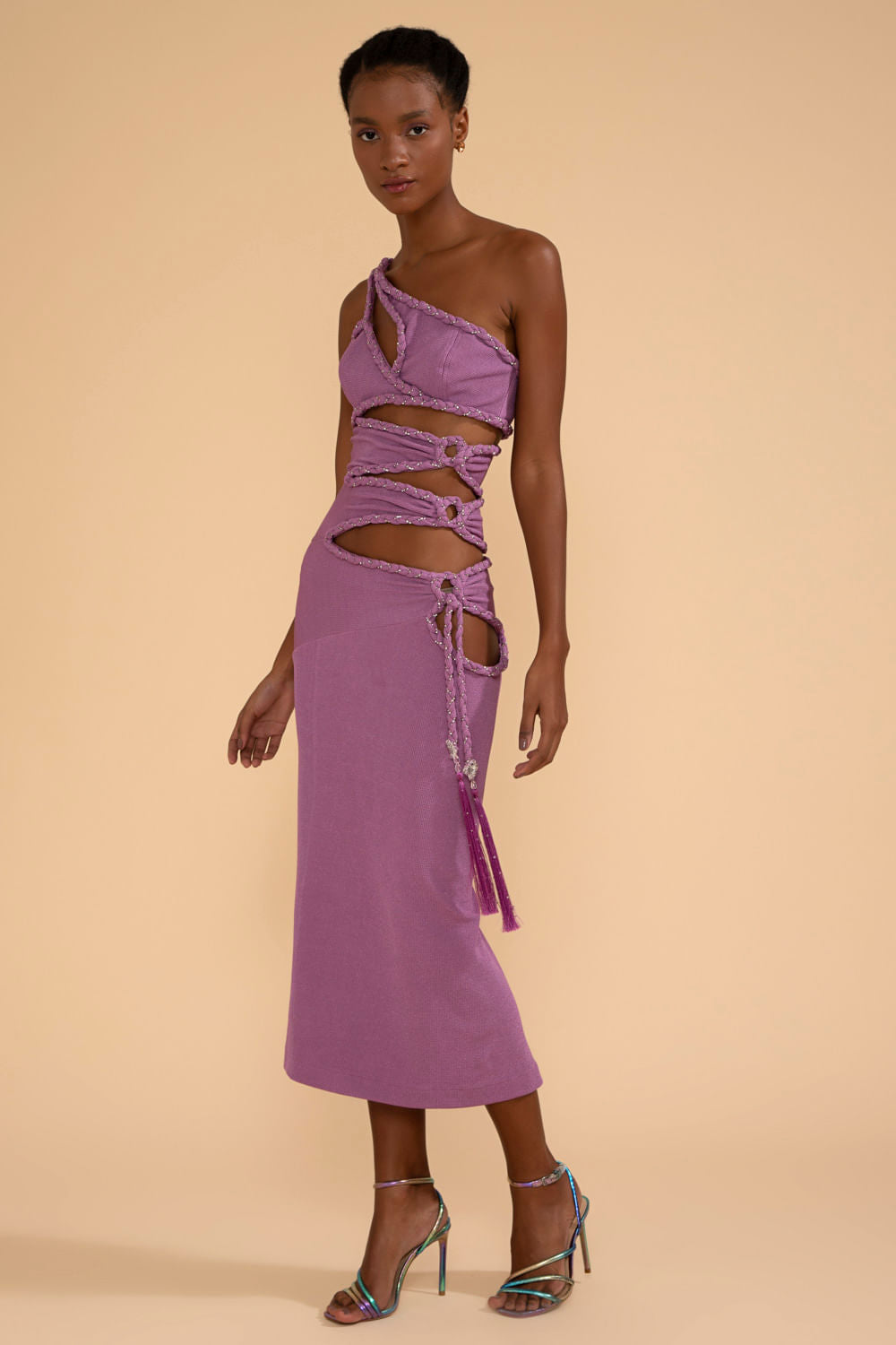 VESTIDO MÍDI BUSTO ASSIMÉTRICO MALHA BASEL LILAS