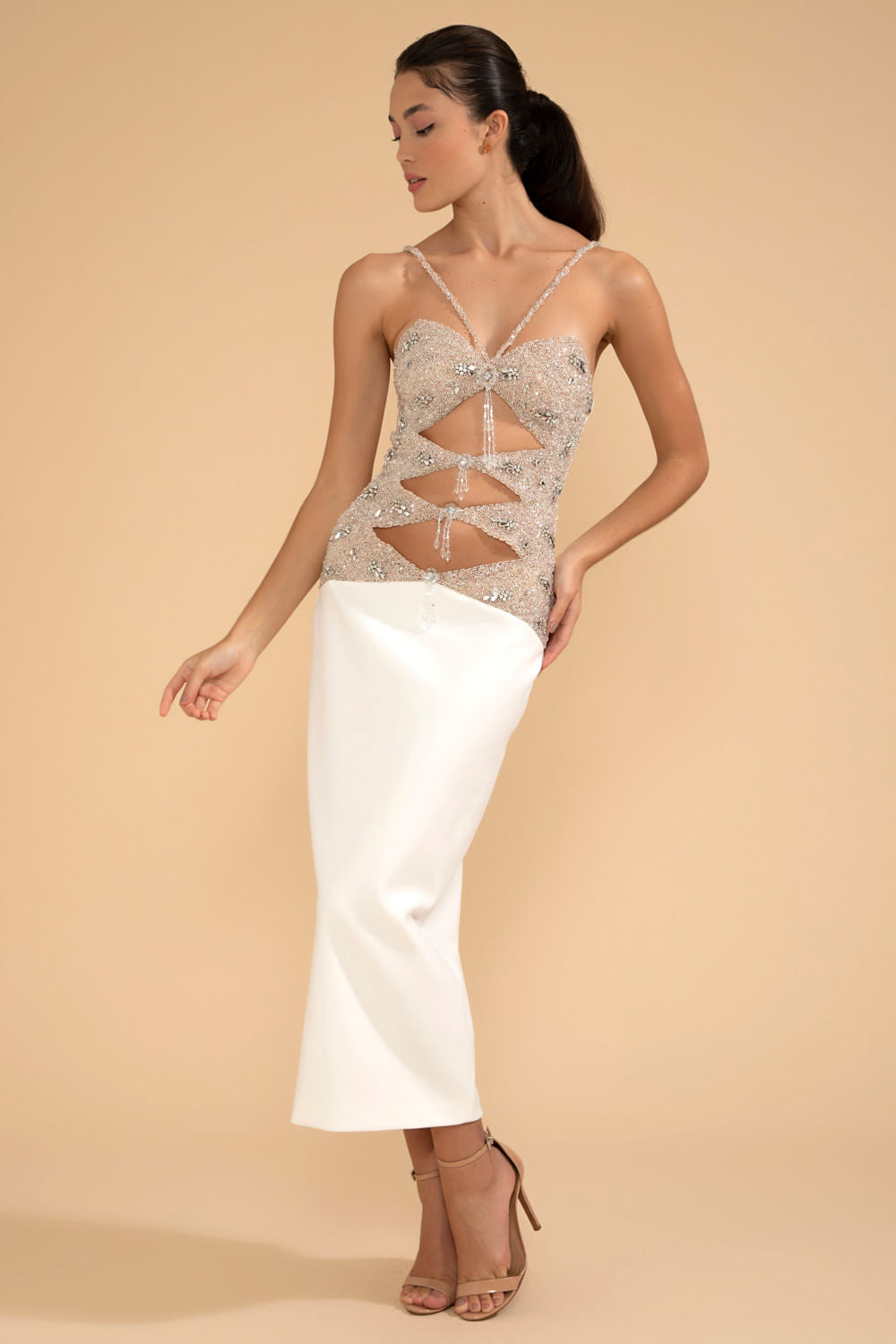 VESTIDO MÍDI CORPO BORDADO CREPE CRYSTAL OFF WHITE