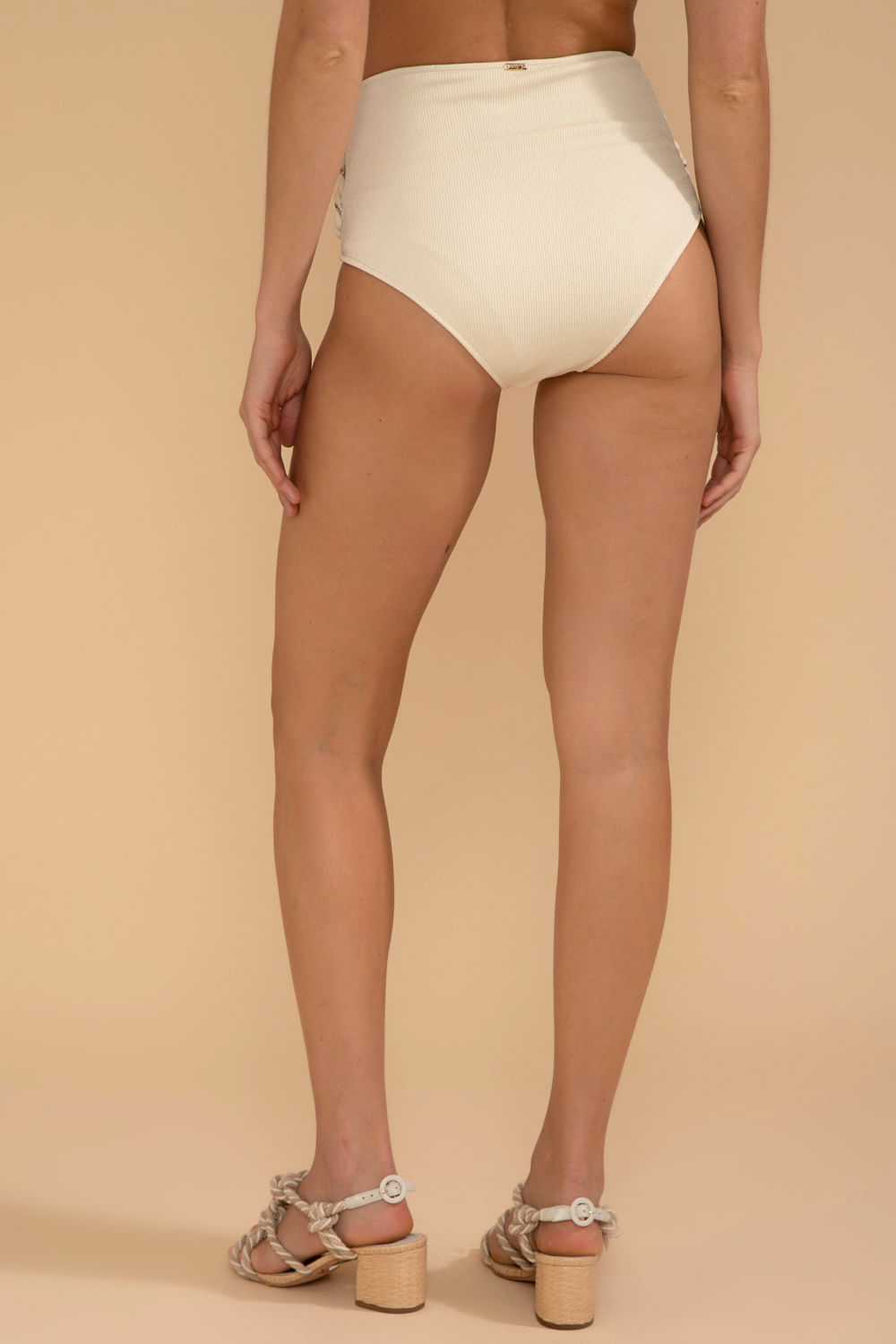 HOT PANT PATBO V23 OFF WHITE