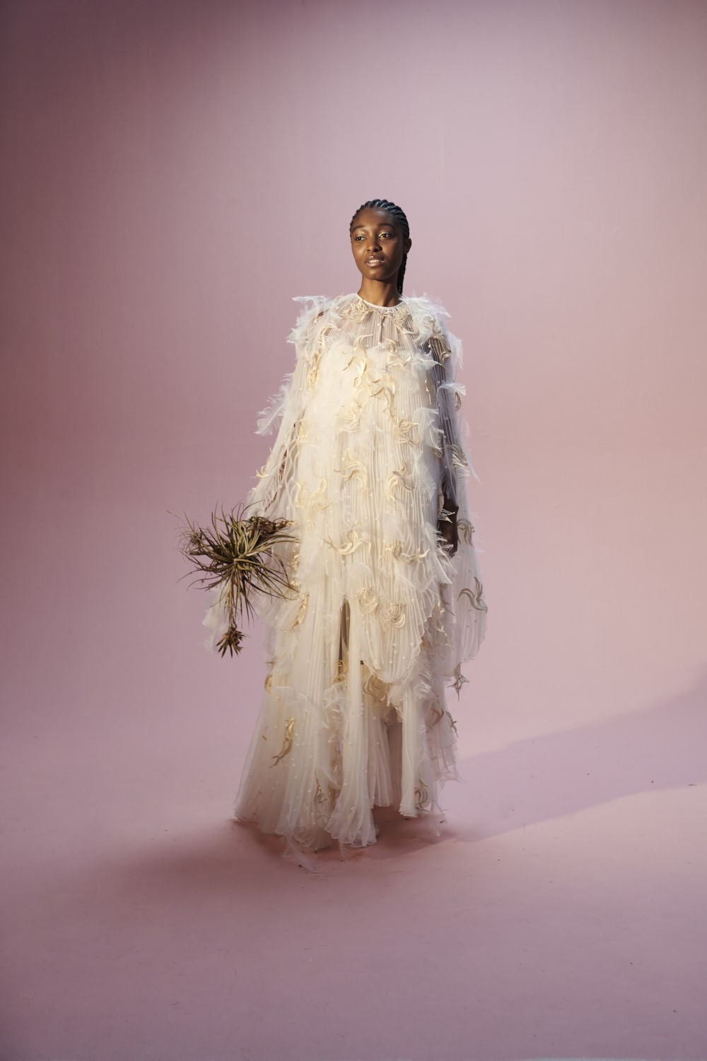 VESTIDO LONGO SEM ALÇAS PLISSADO OFF WHITE
