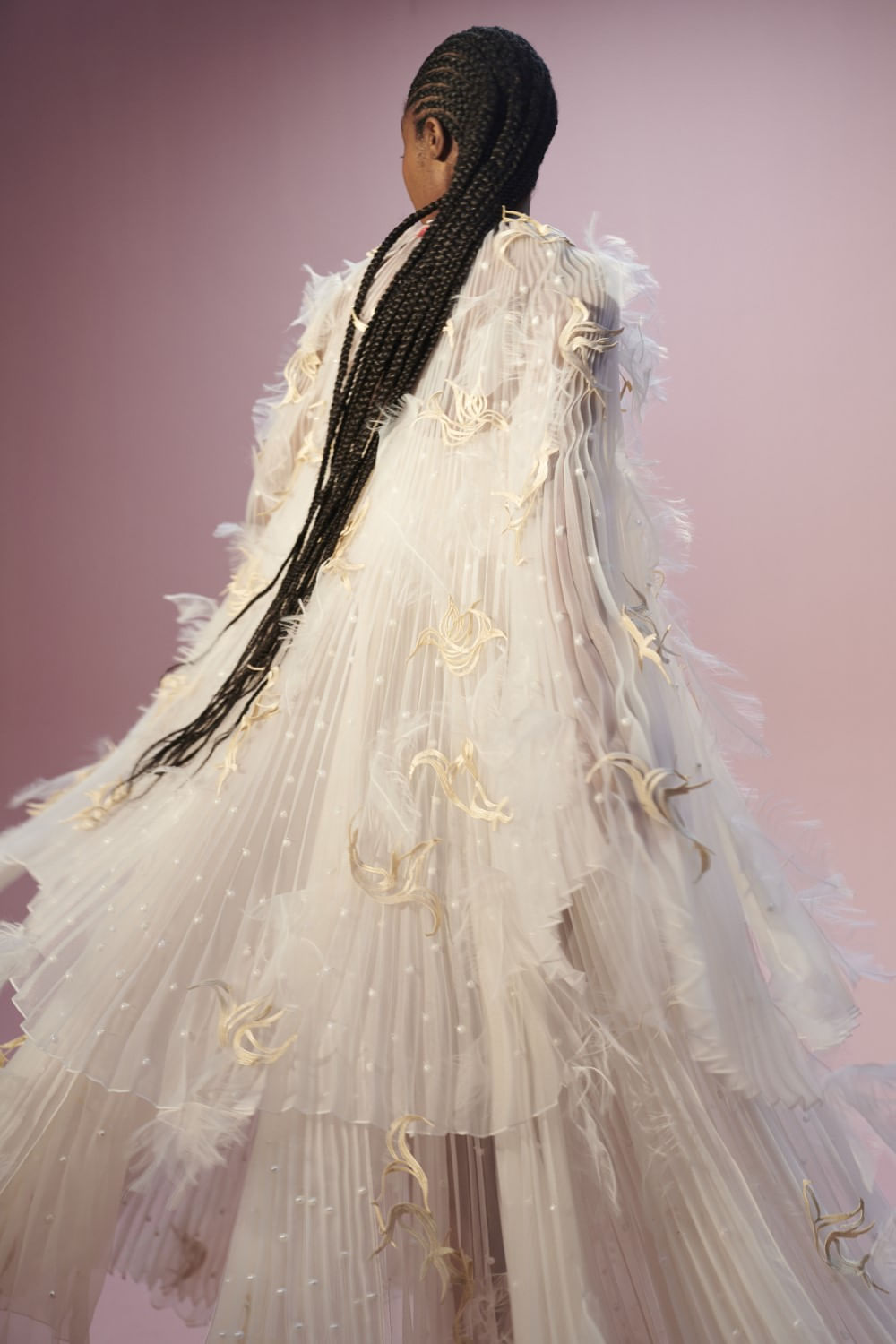 VESTIDO LONGO SEM ALÇAS PLISSADO OFF WHITE
