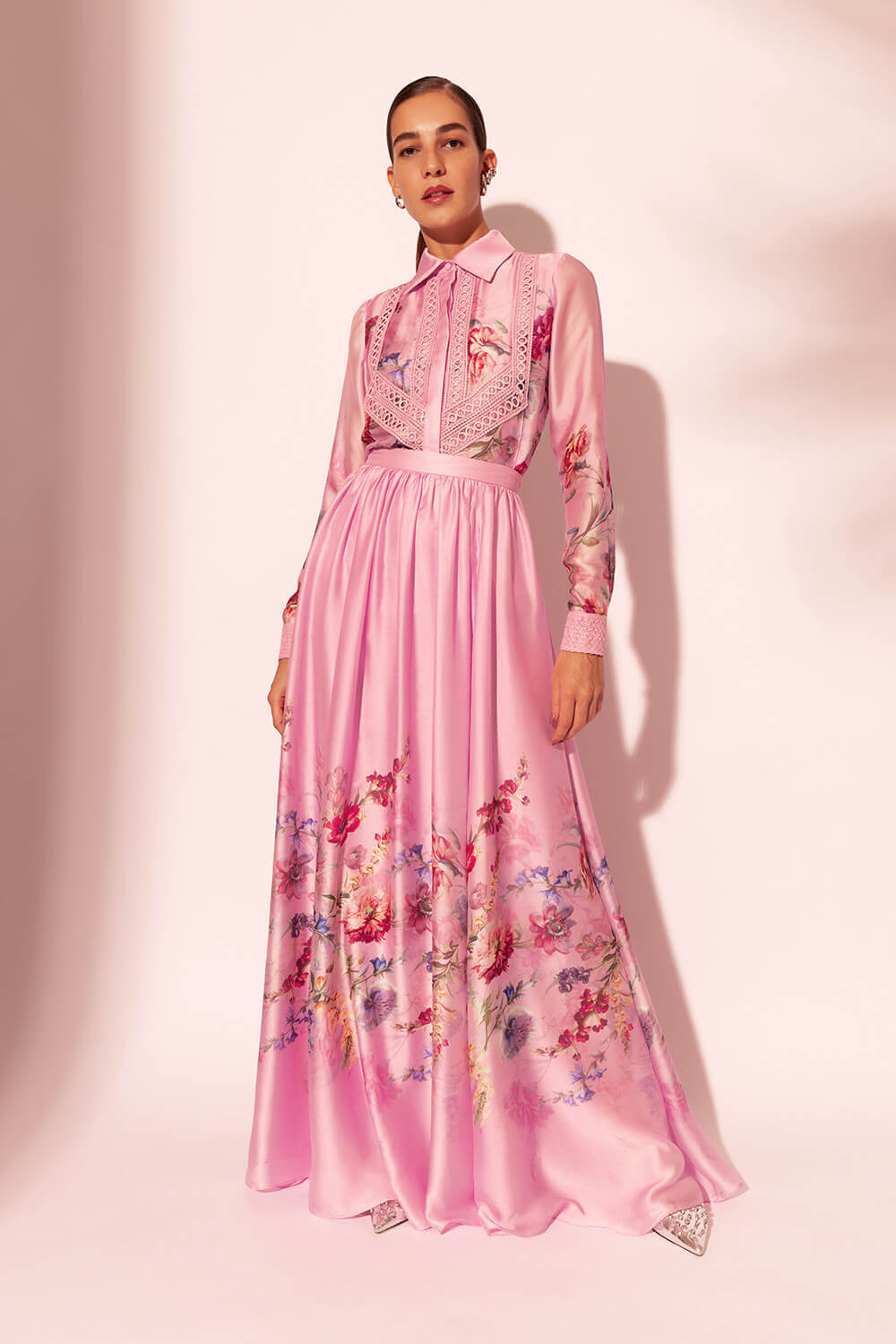 CAMISA ENTREMEIO CETIM FLORAL MURAKAMI ROSA