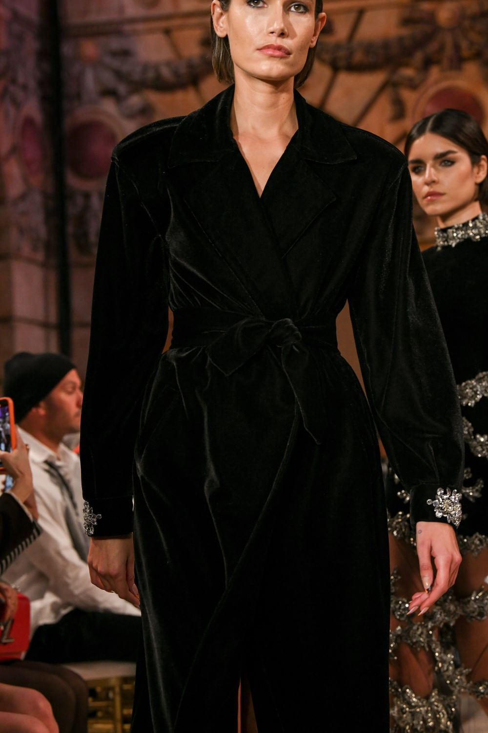 CASACO LONGO FAIXA NEW RADIANT VELVET PRETO