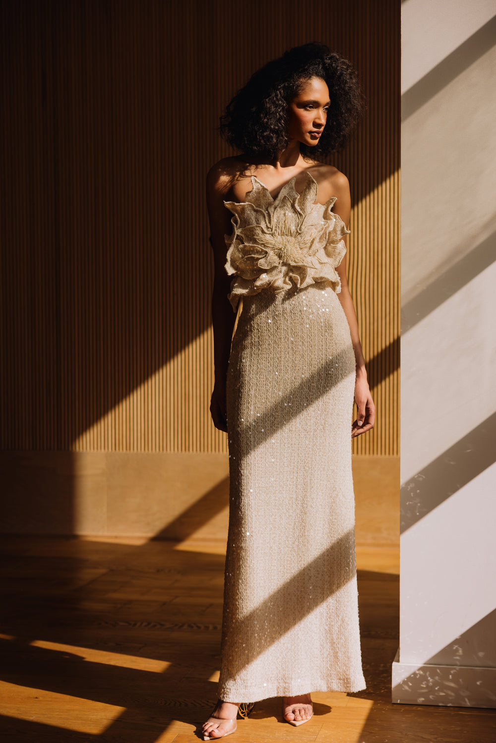 VESTIDO LONGO IARA CROCHET BEGE