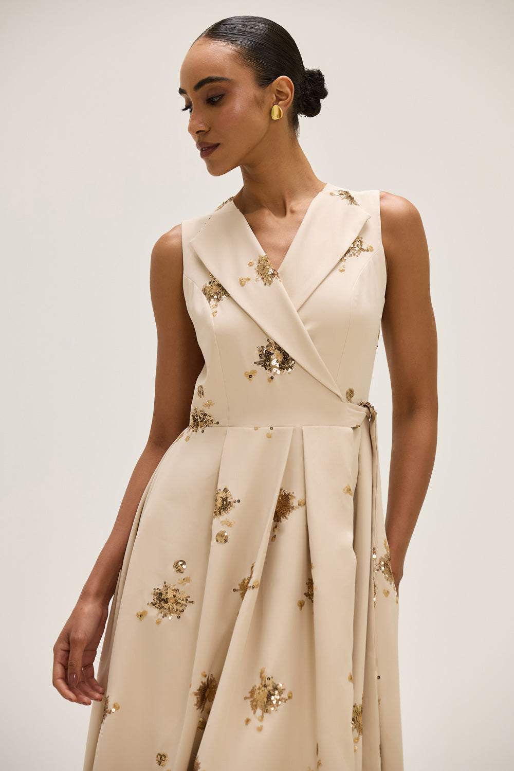 VESTIDO MIDI CREPE ALVOR BEGE